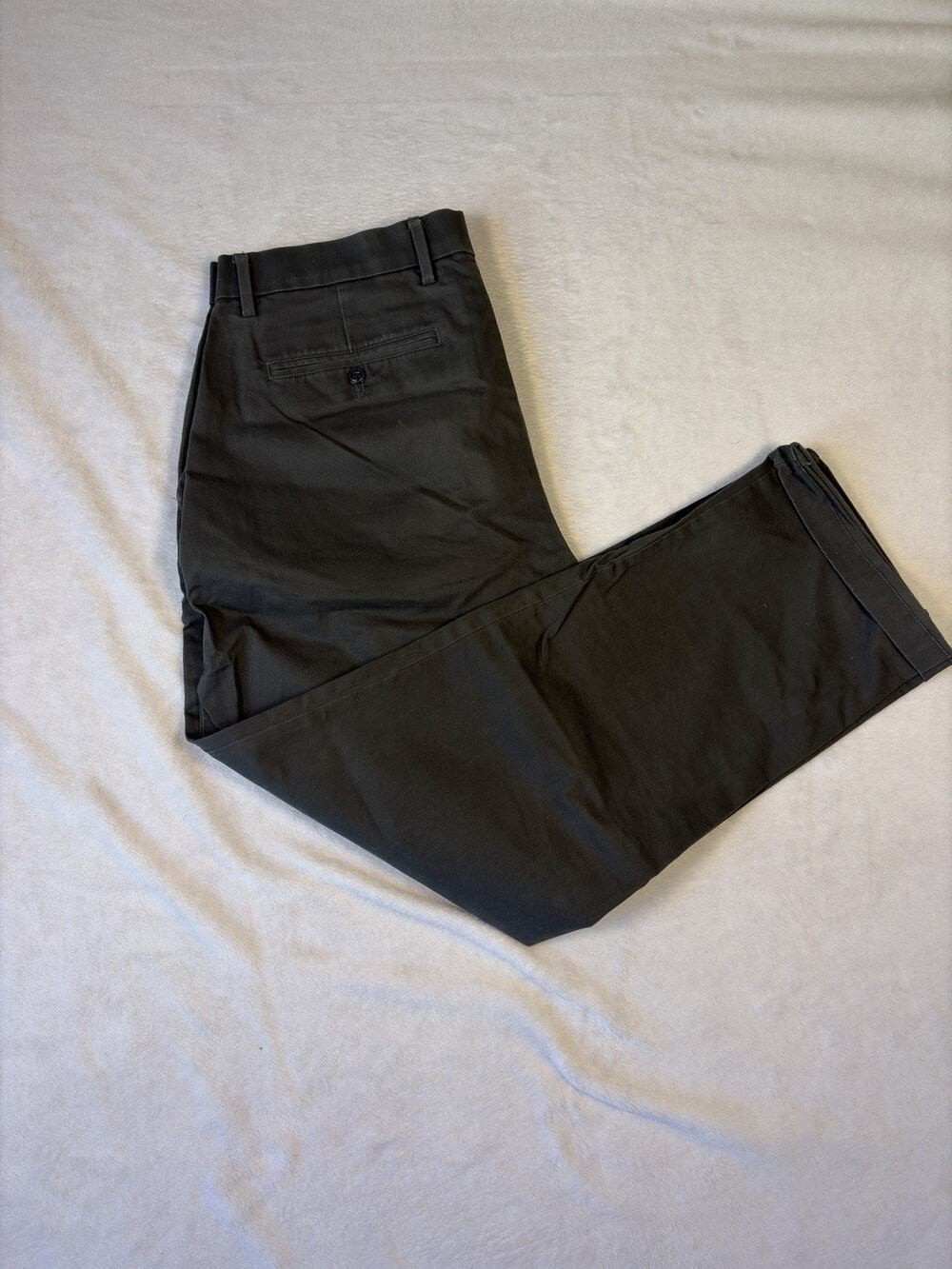 GAP Men’s 32x30 Taupe Gray Chino Pants Relaxed Straight